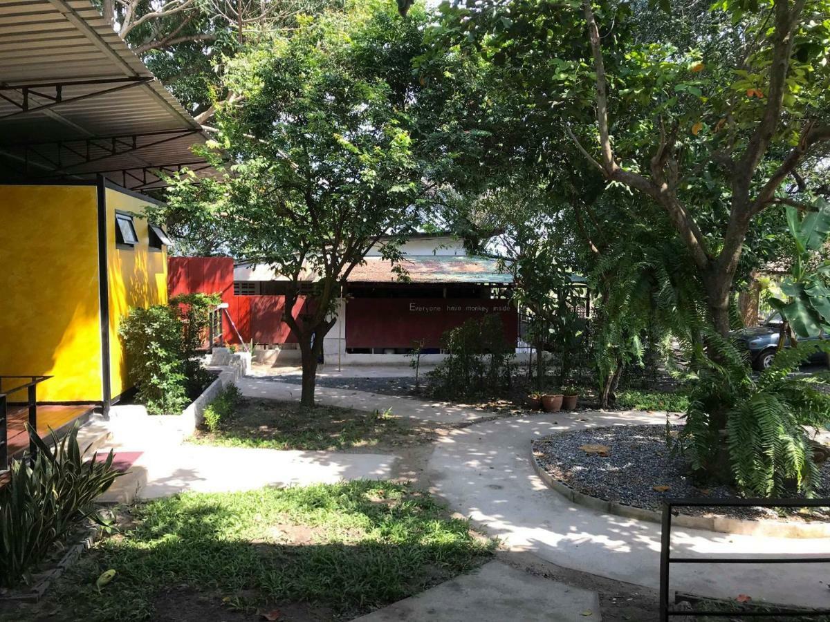 The Monkey Resort Donheang Prachuap Khiri Khan Exterior foto